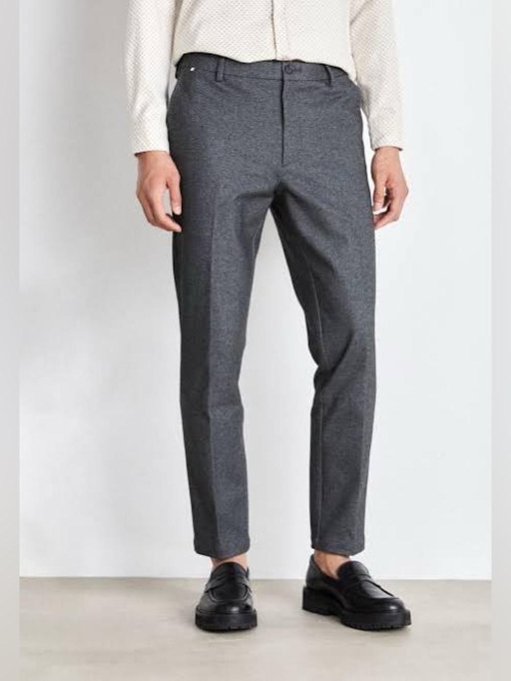 Hugo Boss Kane Tapered Brushed Trouser Charcoal Gray Microgrid Pants, 34R